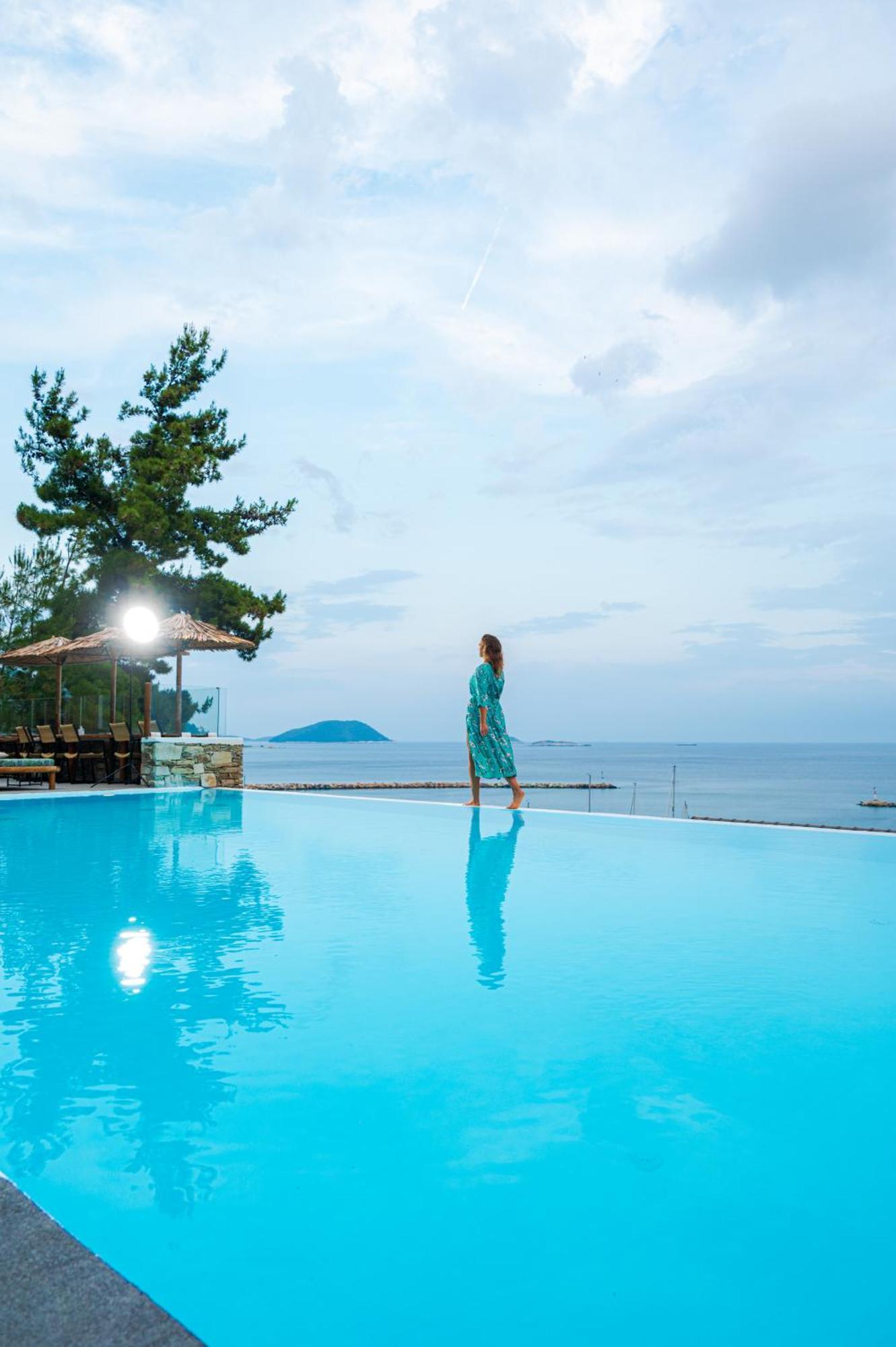 Natura Luxury Boutique Hotel Skopelos Loutraki  Exterior foto