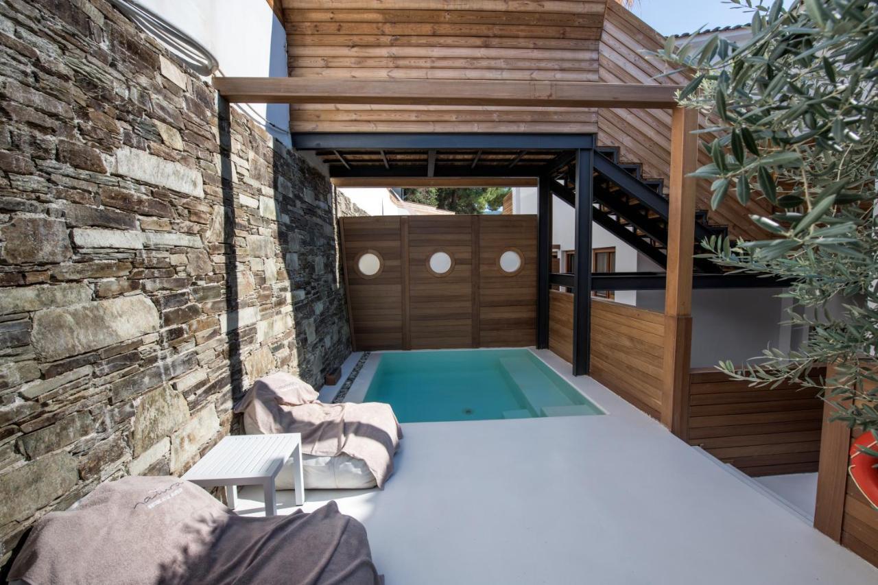 Natura Luxury Boutique Hotel Skopelos Loutraki  Exterior foto